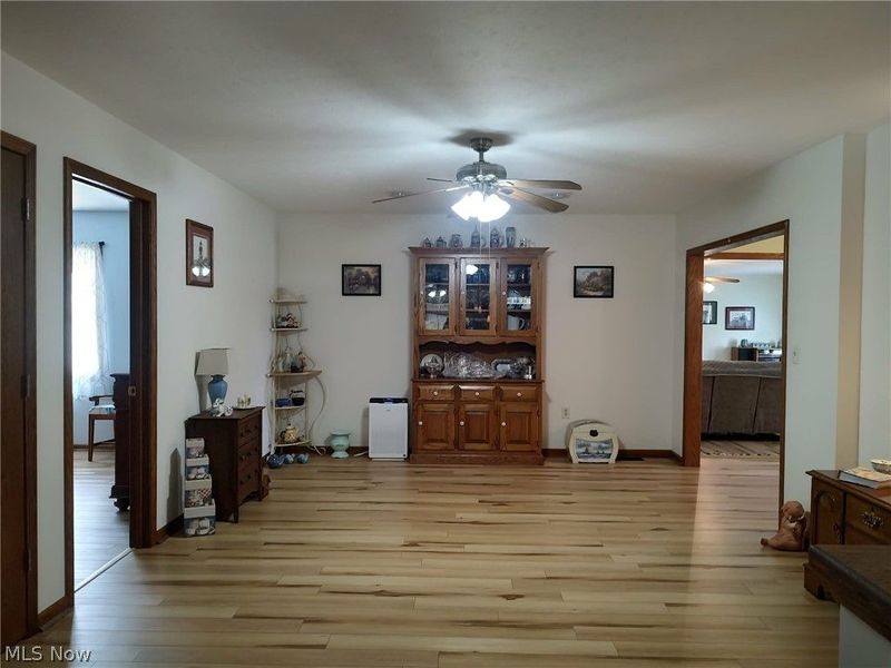 4314 Sherrod Valley Drive SW, Sherrodsville, OH 44675 Photo 7