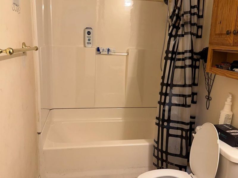 1492 Kingsbury Drive, Forest Park, OH 45240 Photo 11