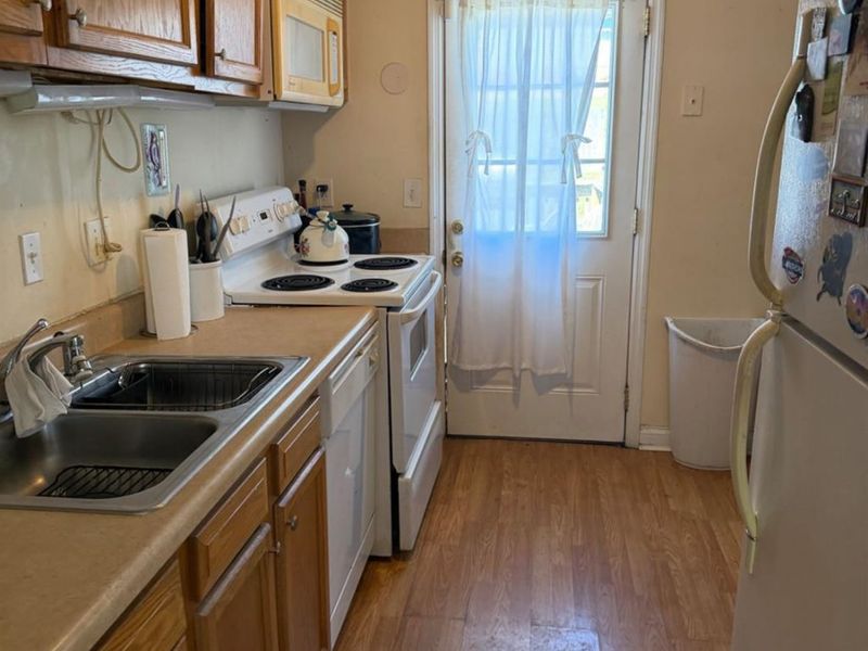 1492 Kingsbury Drive, Forest Park, OH 45240 Photo 7