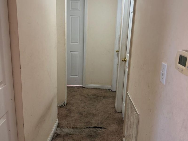 1492 Kingsbury Drive, Forest Park, OH 45240 Photo 8