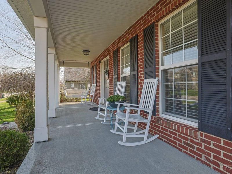 396 Barney Court, Harrison, OH 45030 Photo 3