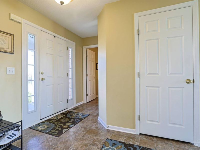 396 Barney Court, Harrison, OH 45030 Photo 6