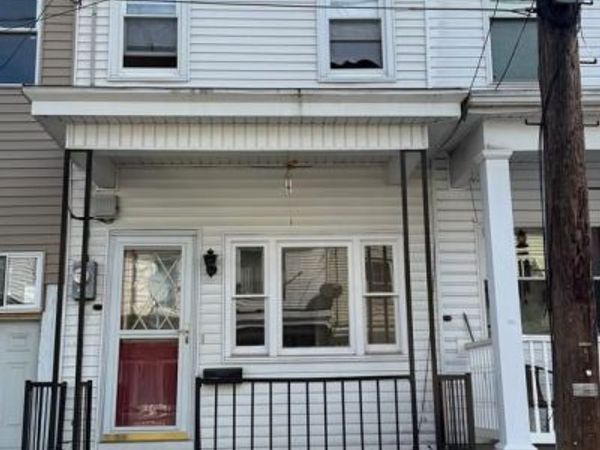 620 E PINE STREET, MAHANOY CITY, PA 17948