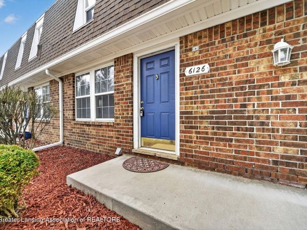 6126 Beechfield Drive, Lansing, MI 48911