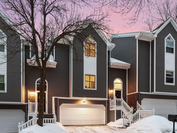 112 Edgewood Court , Wayzata, MN 55391