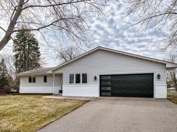 11014 Stanley Curve, Bloomington, MN 55437