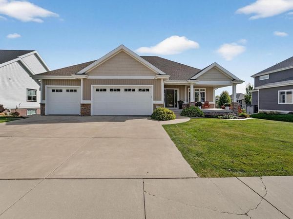 1206 Water Wheel Drive, Waunakee, WI 53597