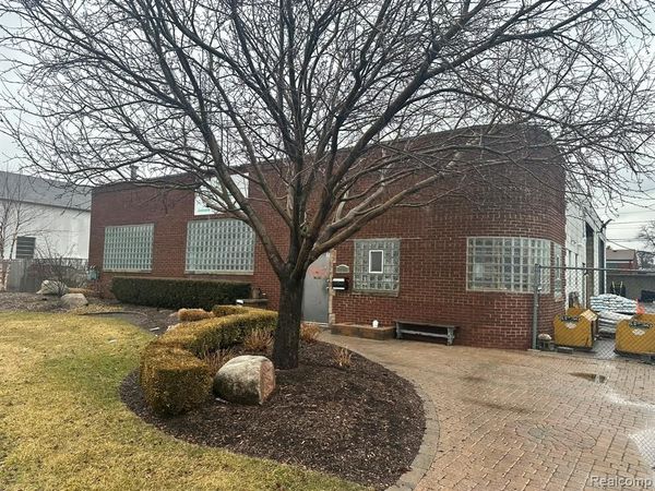 17331 Stephens Drive , Eastpointe, MI 48021