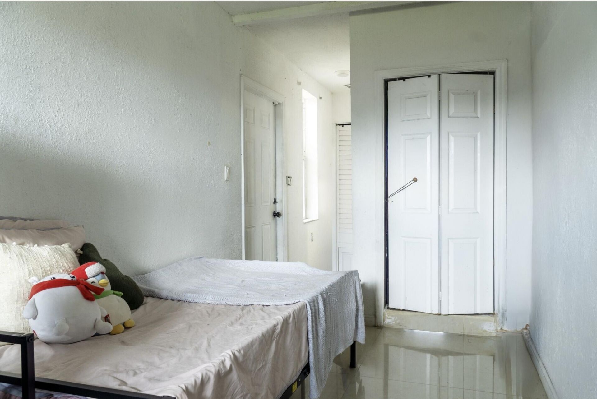 528 Churchill Road, West Palm Beach, FL 33405 Photo