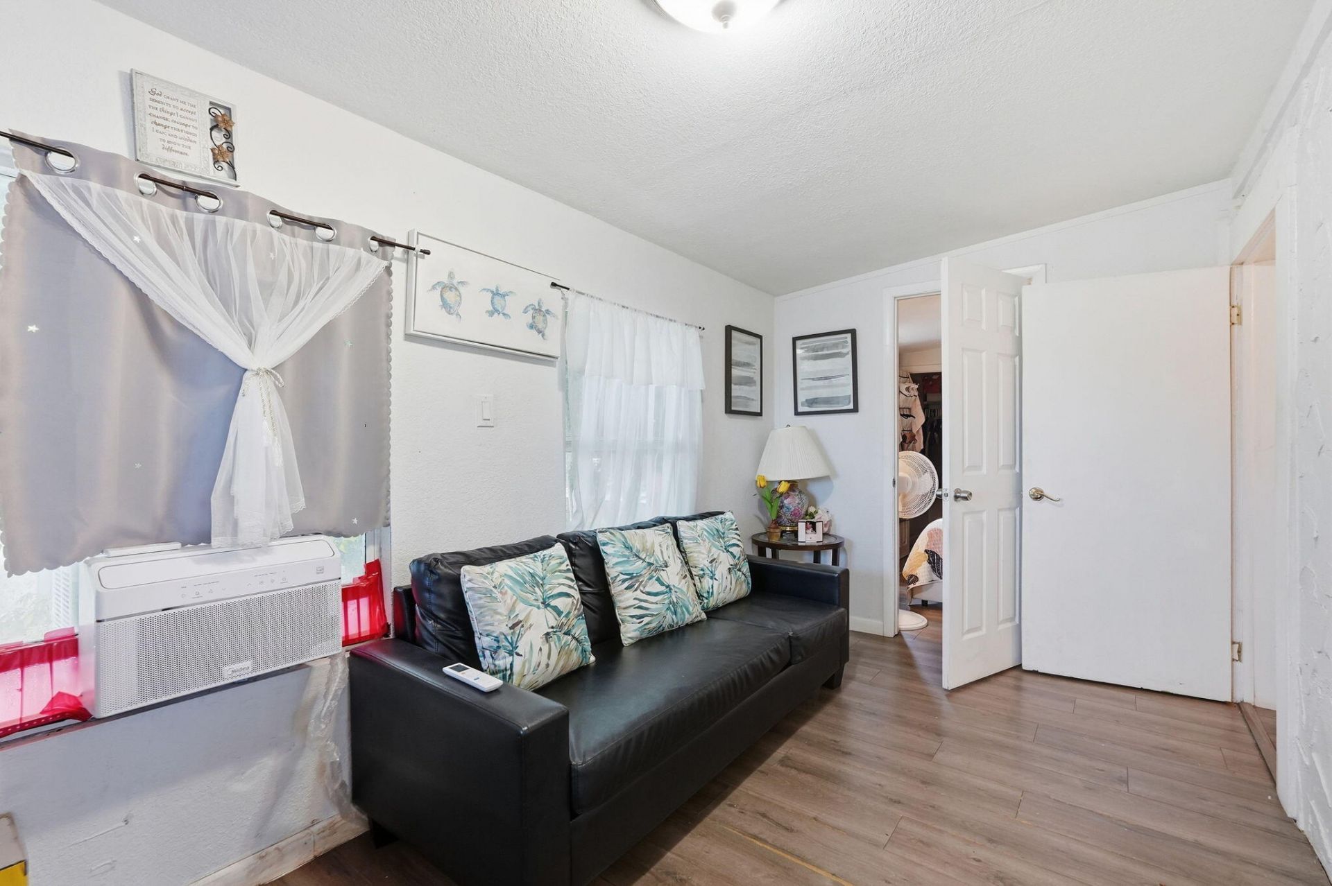 528 Churchill Road, West Palm Beach, FL 33405 Photo