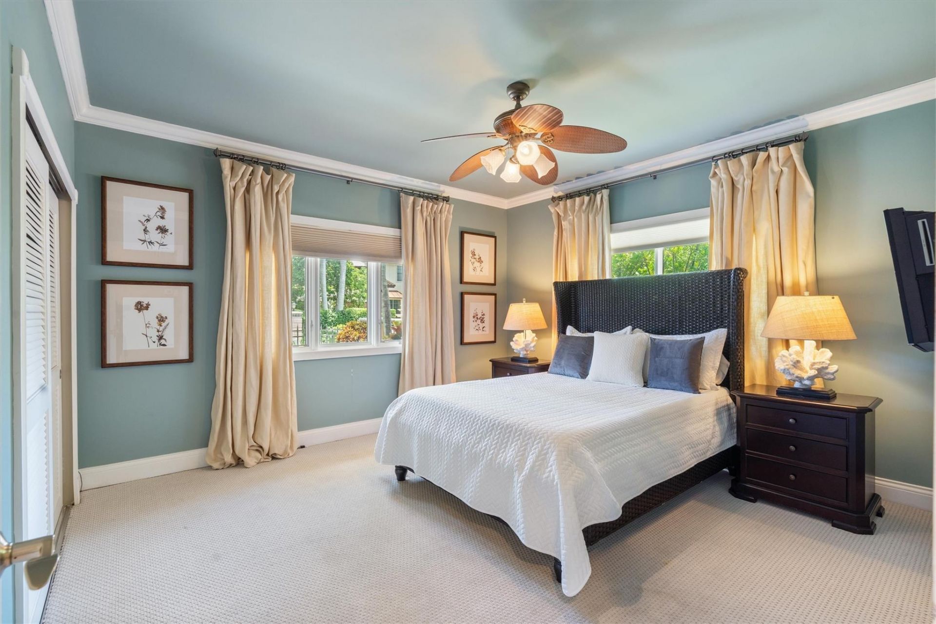 703 Royal Plaza Drive, Fort Lauderdale, FL 33301 Photo