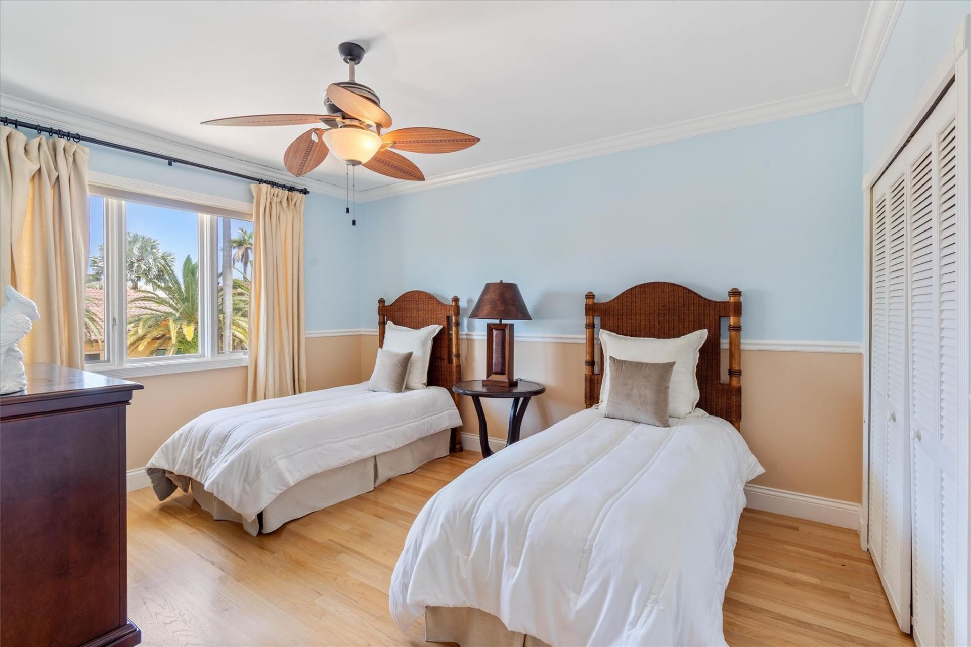 703 Royal Plaza Drive, Fort Lauderdale, FL 33301 Photo