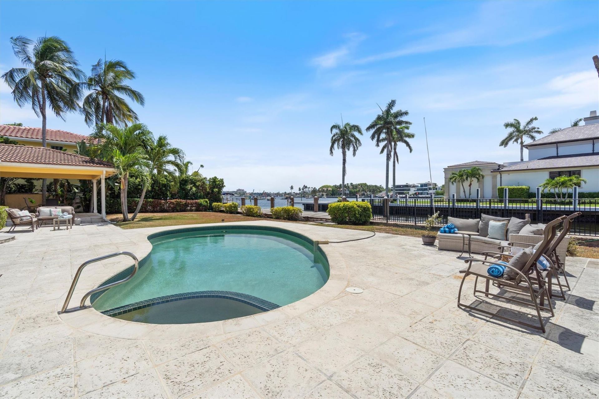 703 Royal Plaza Drive, Fort Lauderdale, FL 33301 Photo