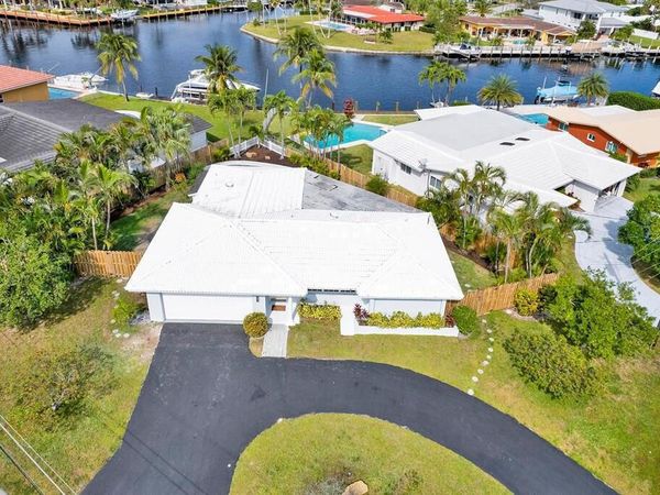 999 SE 6th Terrace, Pompano Beach, FL 33060