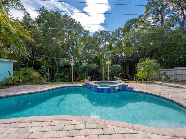 1012 Mohican Boulevard, Jupiter, FL 33458