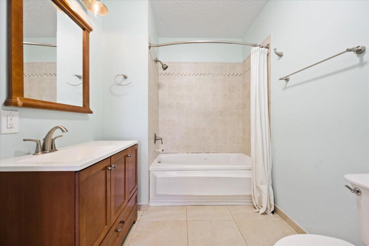 1012 Mohican Boulevard, Jupiter, FL 33458 Photo