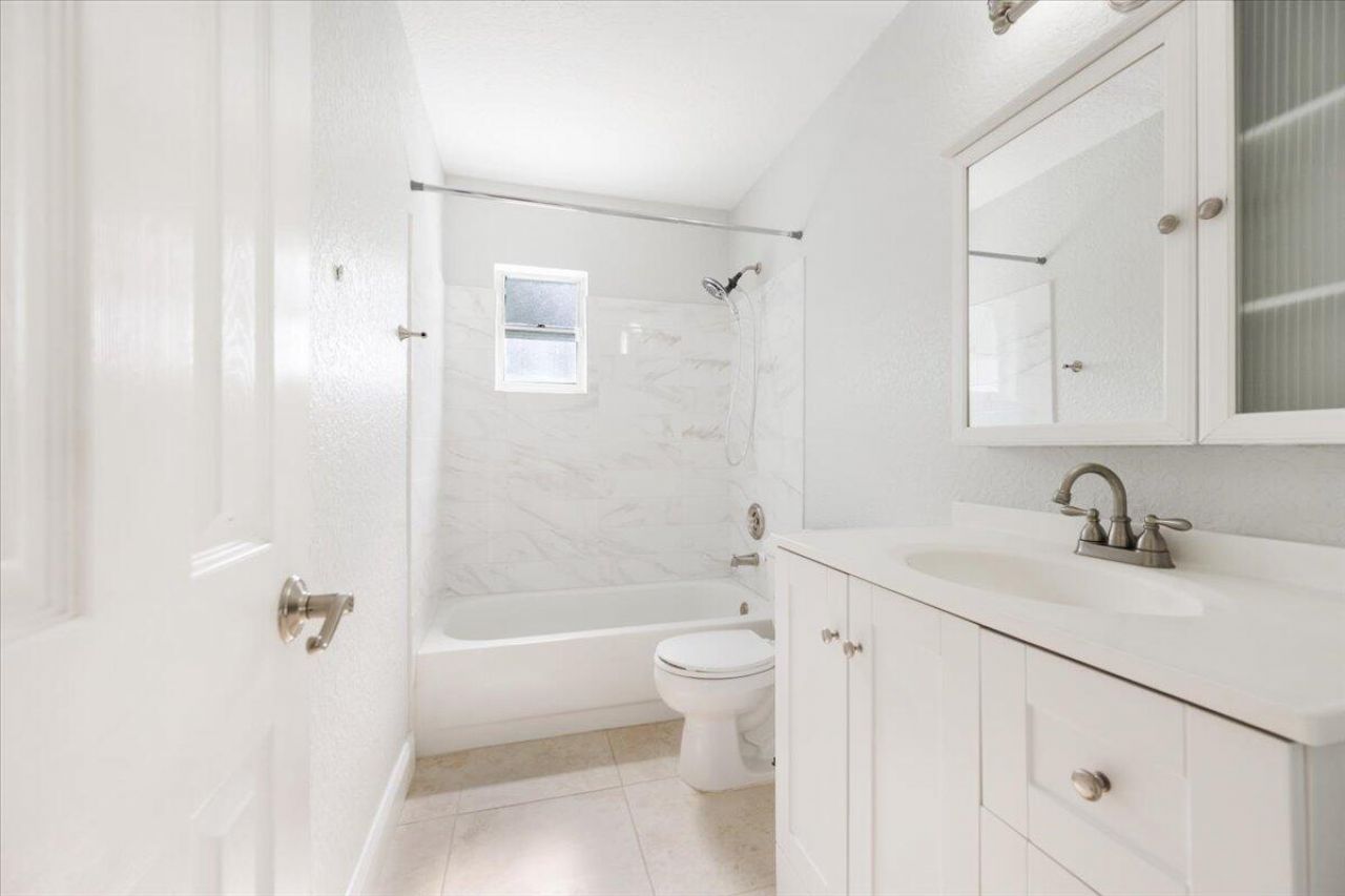 1012 Mohican Boulevard, Jupiter, FL 33458 Photo