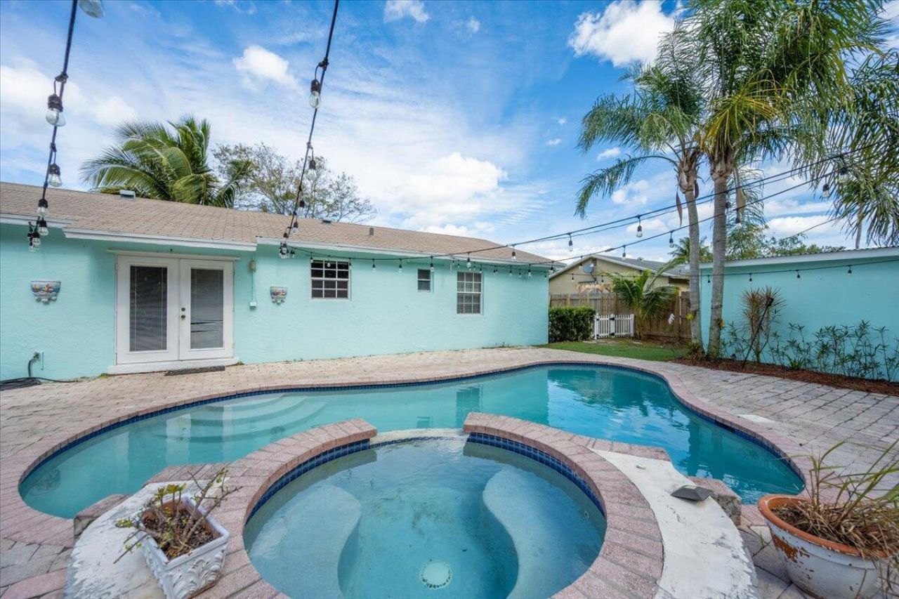 1012 Mohican Boulevard, Jupiter, FL 33458 Photo