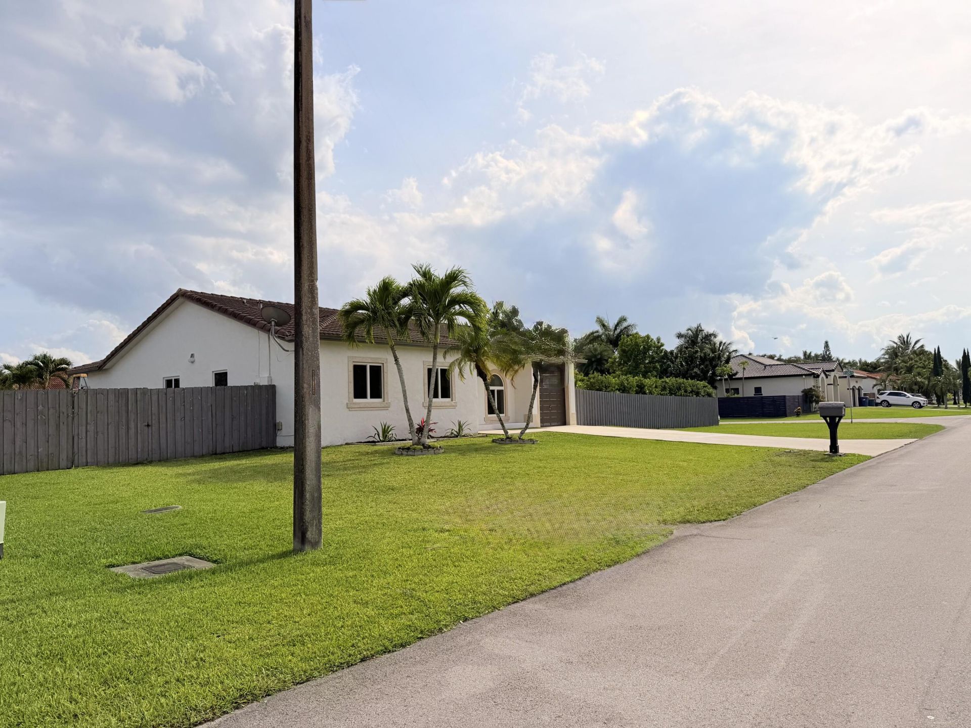 13066 SW 218th Terrace, Miami, FL 33170 Photo