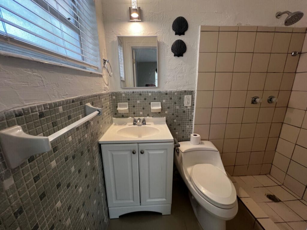 3771 Frow Avenue, Miami, FL 33133 Photo