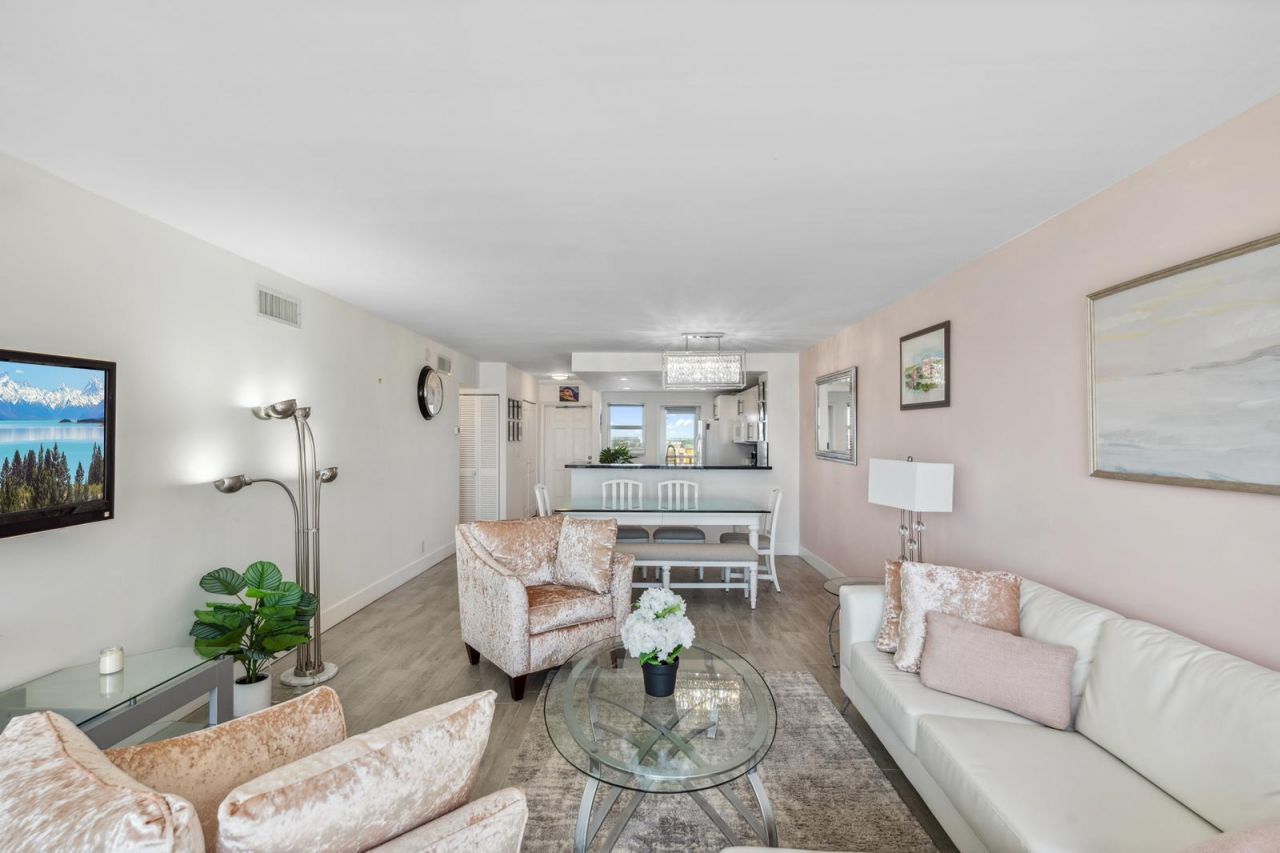 750 N Ocean Boulevard, Unit 1507, Pompano Beach, FL 33062 Photo