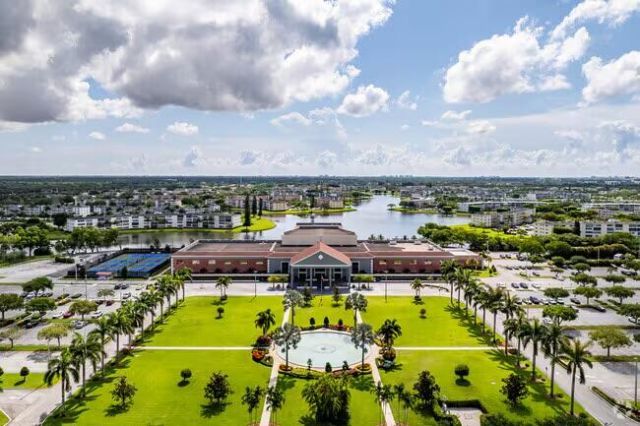 592 Fanshaw O, Boca Raton, FL 33434 Photo