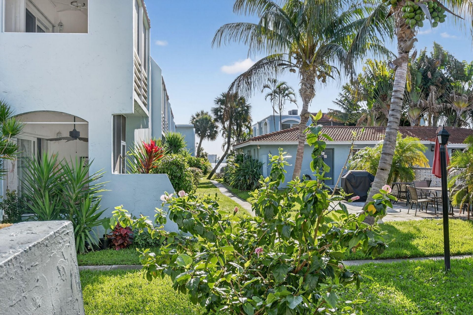 1432 S Lakeside Drive, Unit 4, Lake Worth Beach, FL 33460 Photo