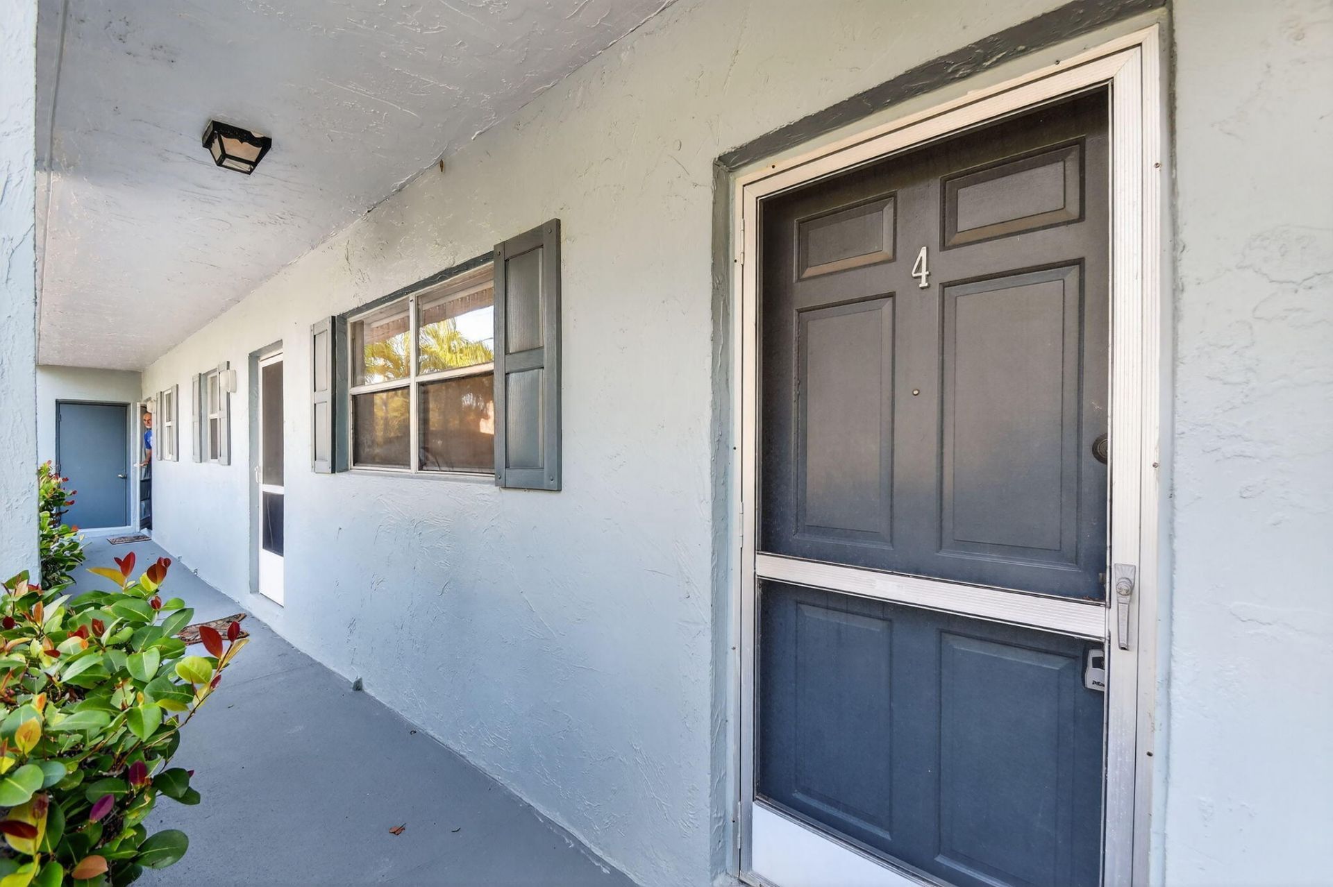 1432 S Lakeside Drive, Unit 4, Lake Worth Beach, FL 33460 Photo