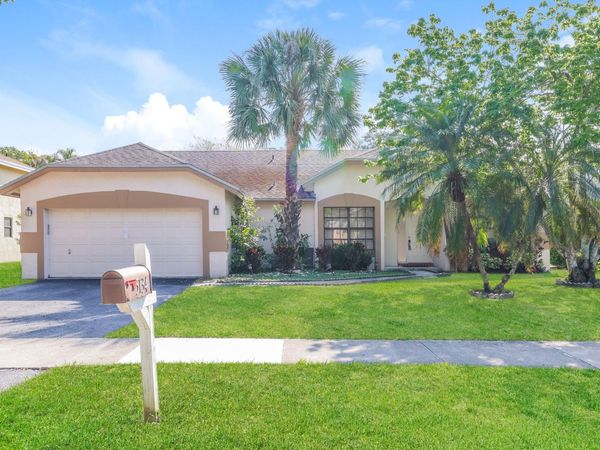 5134 NW 42nd Terrace, Coconut Creek, FL 33073