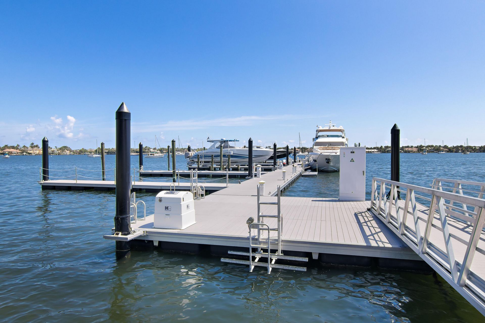 1 Water Clb Way, Unit 1703, North Palm Beach, FL 33408 Photo