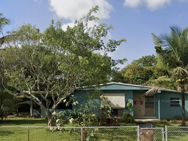 236 NE 43rd Street, Deerfield Beach, FL 33064