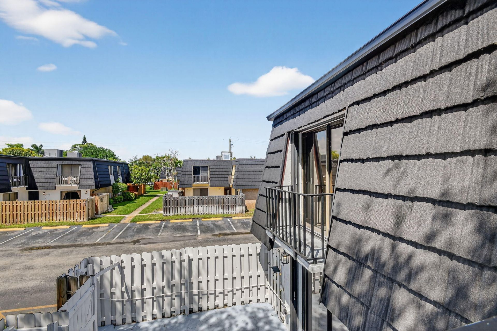 320 Woodland Road, Palm Springs, FL 33461 Photo