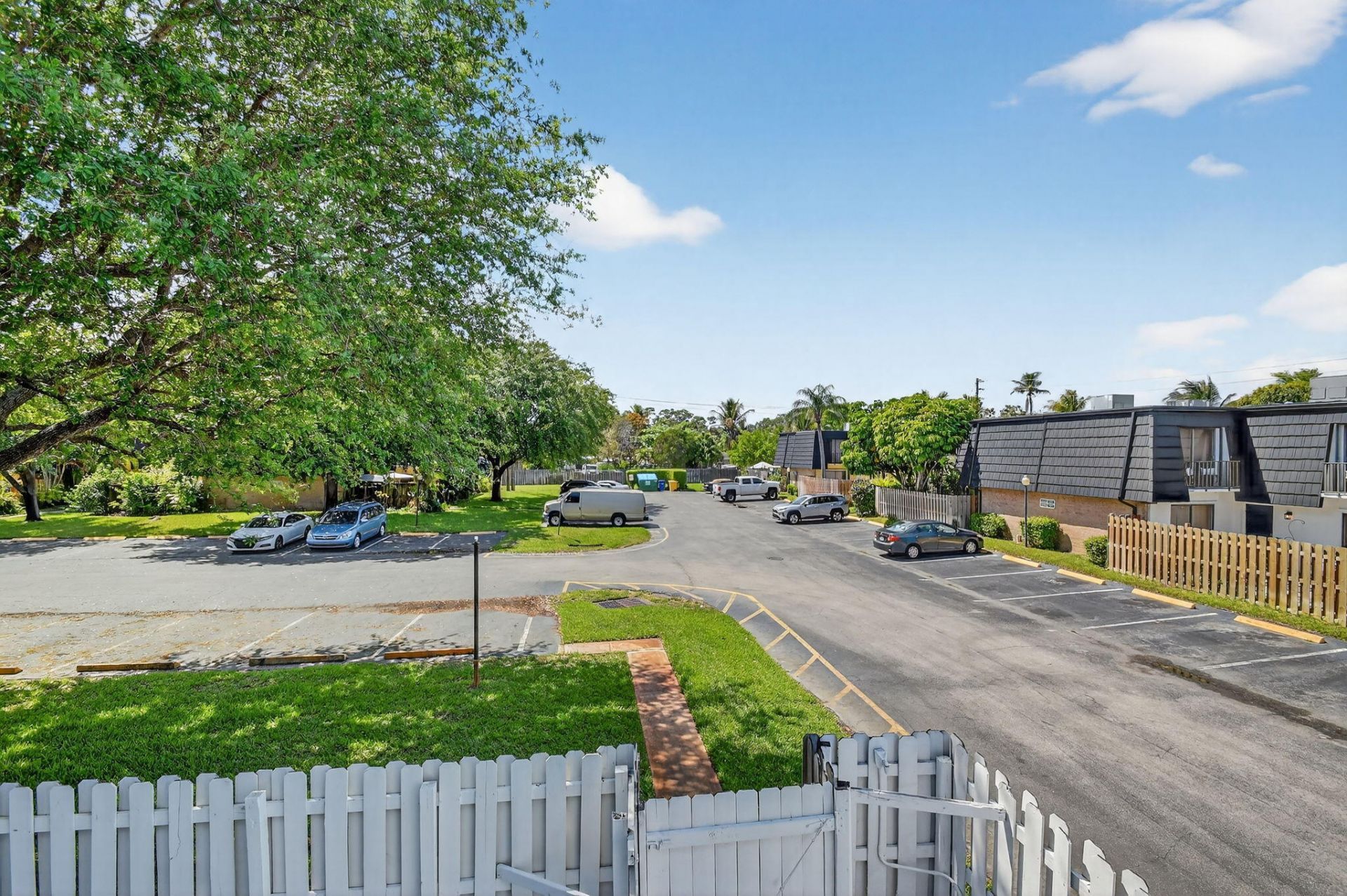 320 Woodland Road, Palm Springs, FL 33461 Photo