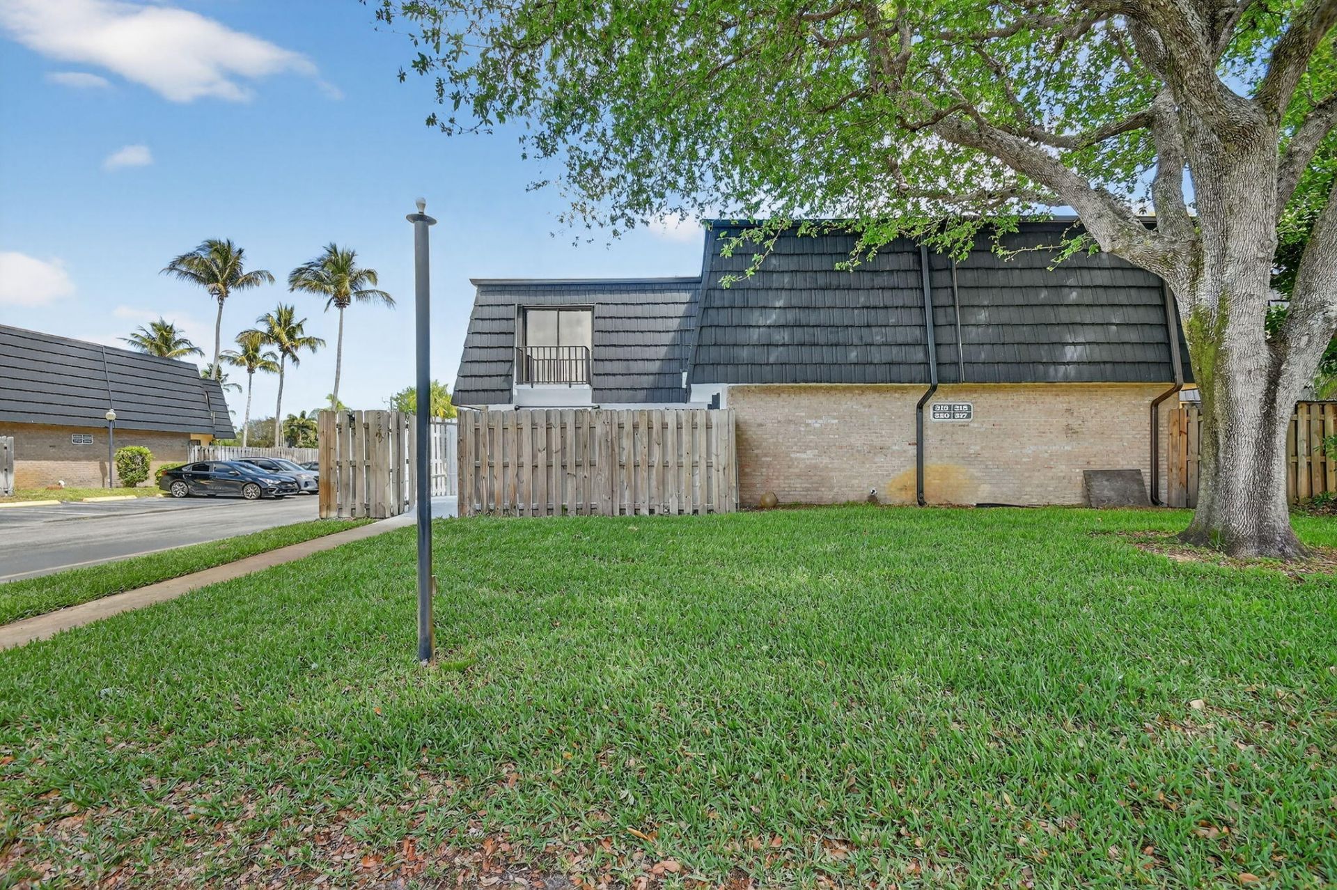 320 Woodland Road, Palm Springs, FL 33461 Photo