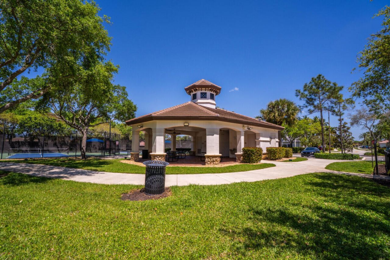 14831 SW 38th Street, Davie, FL 33331 Photo