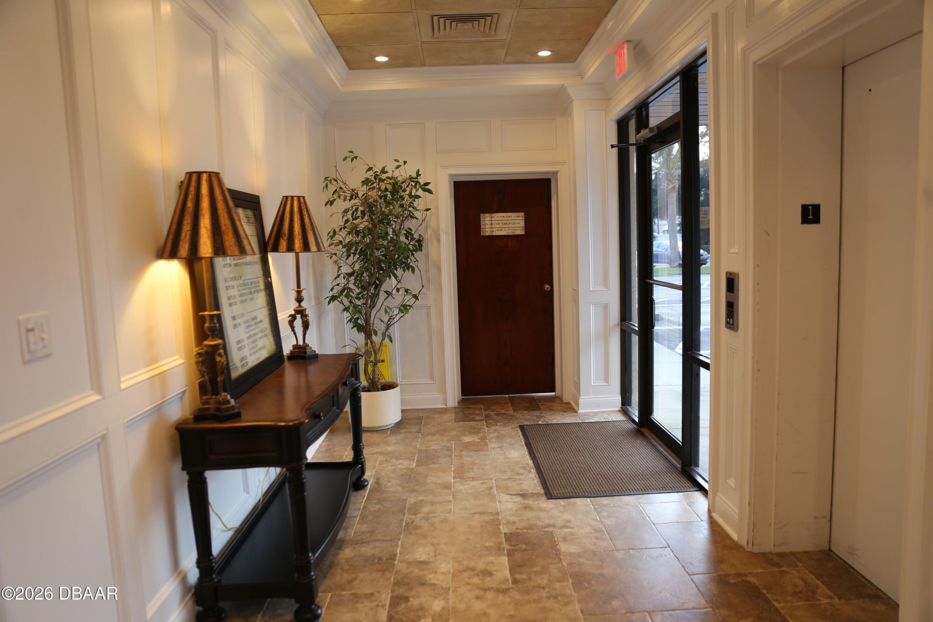 570 Memorial Circle, Ormond Beach, FL 32174 Photo