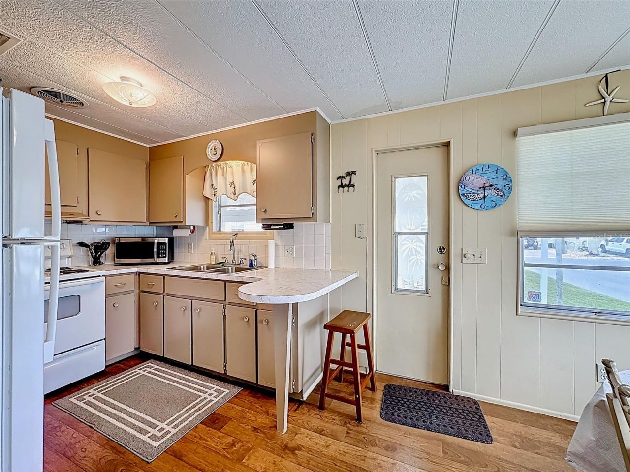 80 Del Rio Drive, Palmetto, FL 34221 Photo