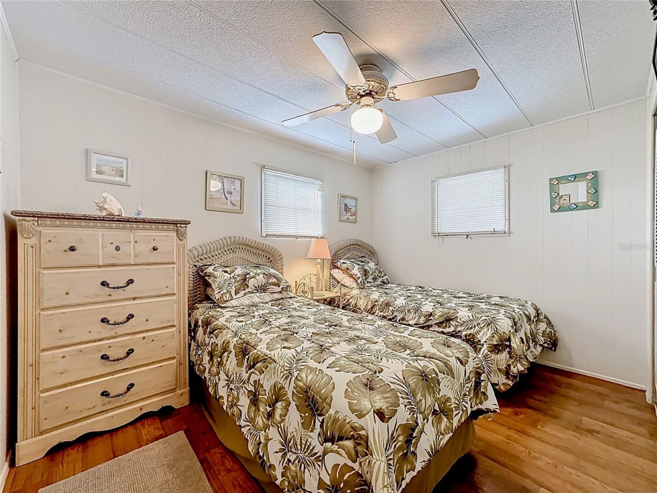 80 Del Rio Drive, Palmetto, FL 34221 Photo