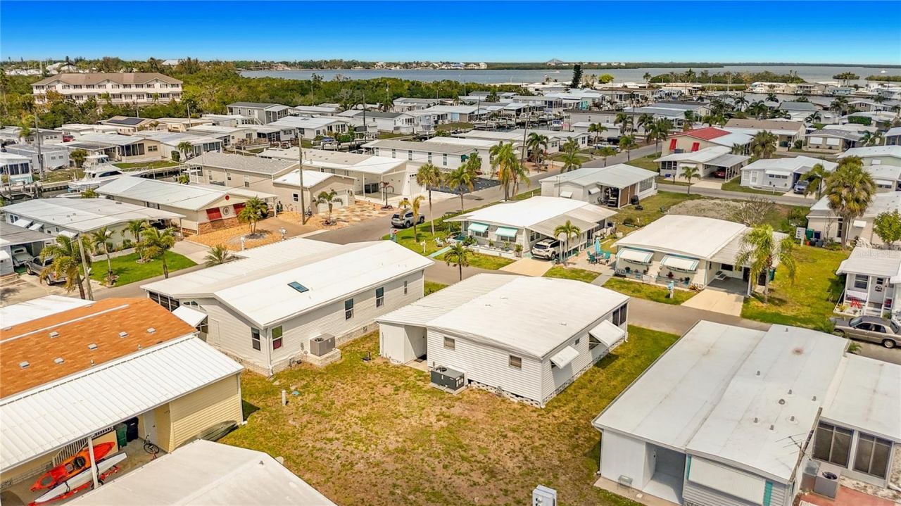 80 Del Rio Drive, Palmetto, FL 34221 Photo