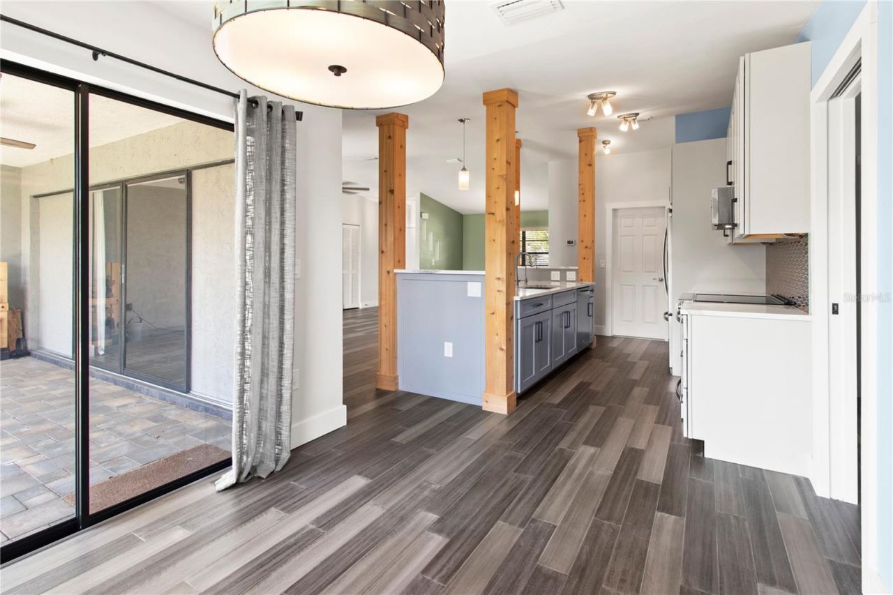 4702 Glenbrooke Terrace, Sarasota, FL 34243 Photo