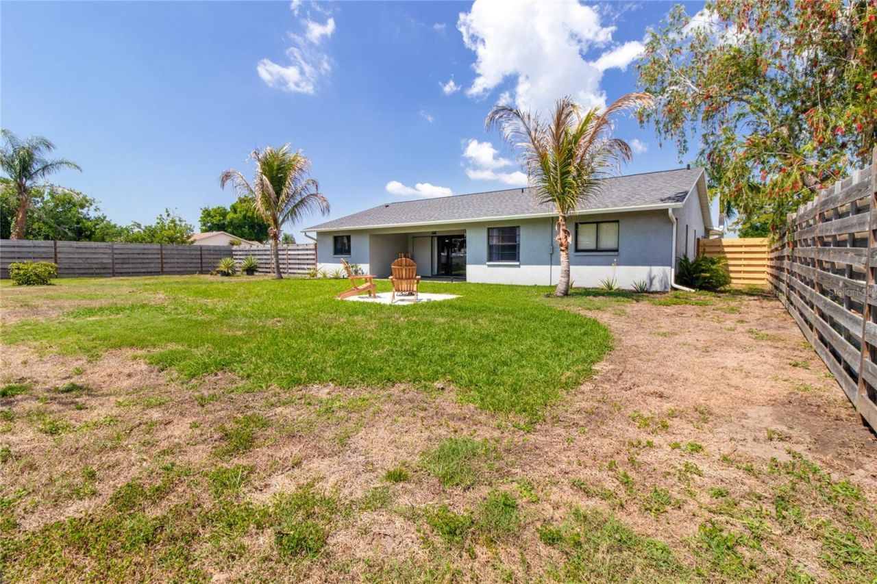 4702 Glenbrooke Terrace, Sarasota, FL 34243 Photo