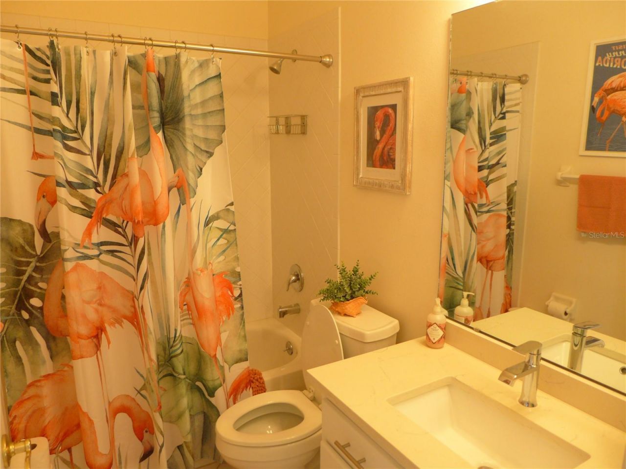 9003 Oakcrest Circle, Mount Dora, FL 32757 Photo