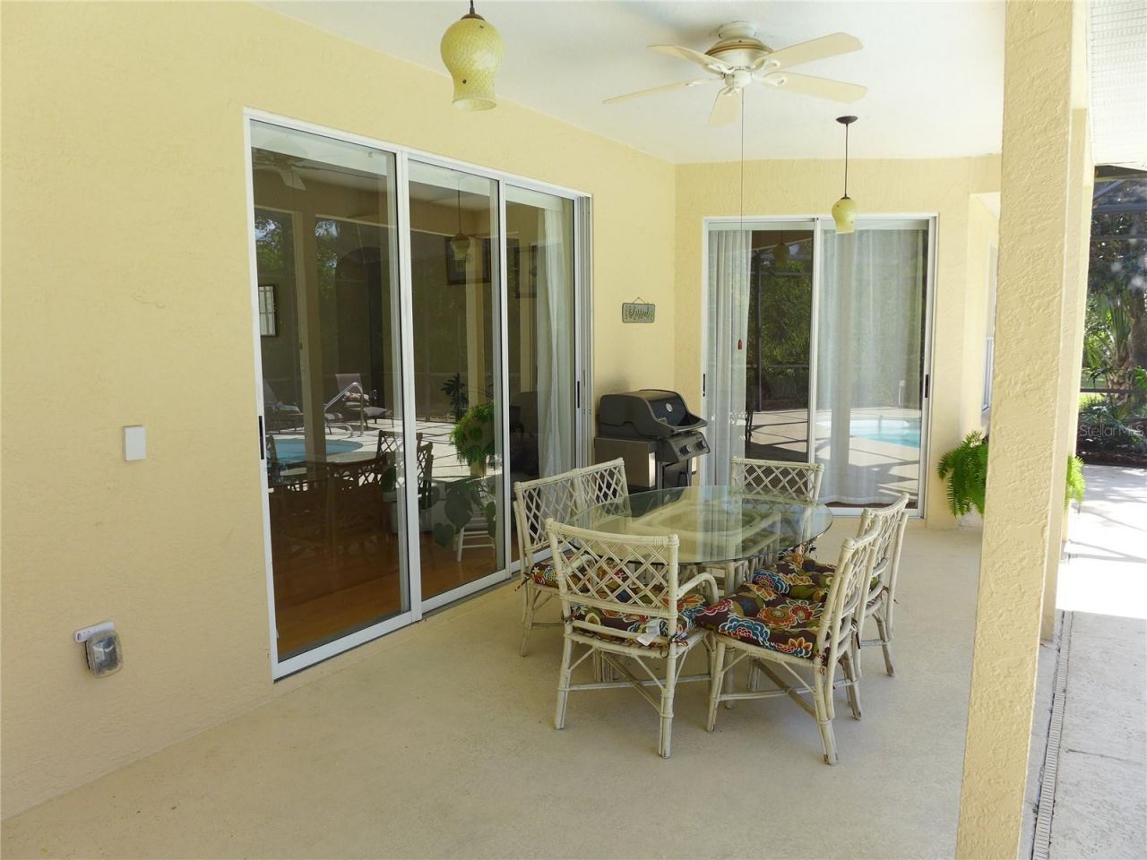 9003 Oakcrest Circle, Mount Dora, FL 32757 Photo