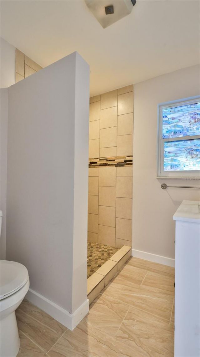 11 Swan Avenue, New Smyrna Beach, FL 32168 Photo