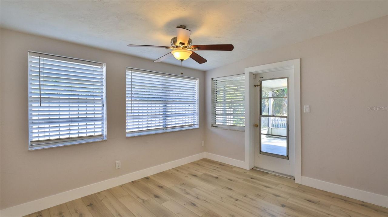 11 Swan Avenue, New Smyrna Beach, FL 32168 Photo