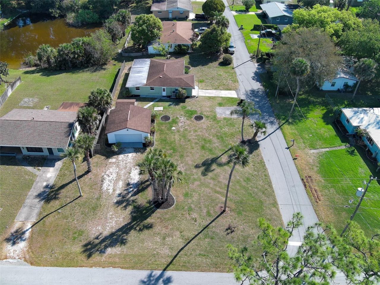 11 Swan Avenue, New Smyrna Beach, FL 32168 Photo