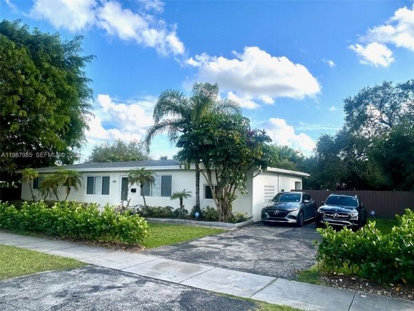 7800 SW 96th St , Miami, FL 33156