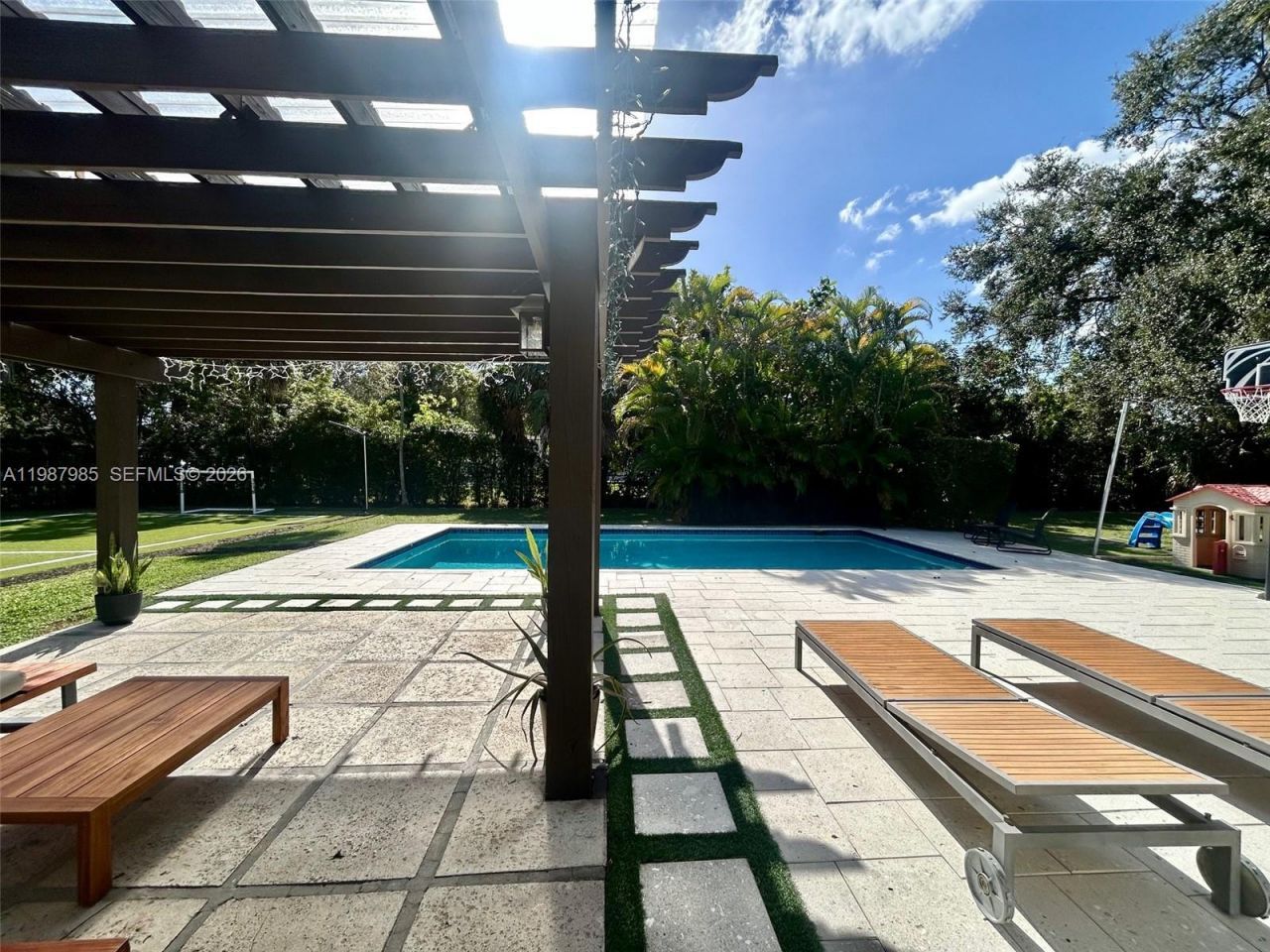 7800 SW 96th St , Miami, FL 33156 Photo