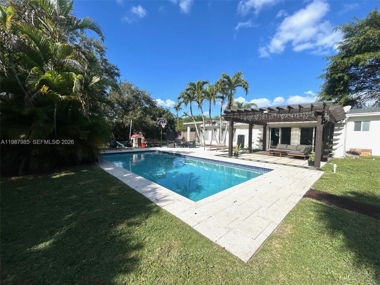 7800 SW 96th St , Miami, FL 33156 Photo