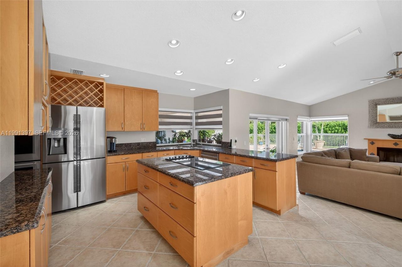 11735 Greenbrier Ln, Coral Springs, FL 33071 Photo